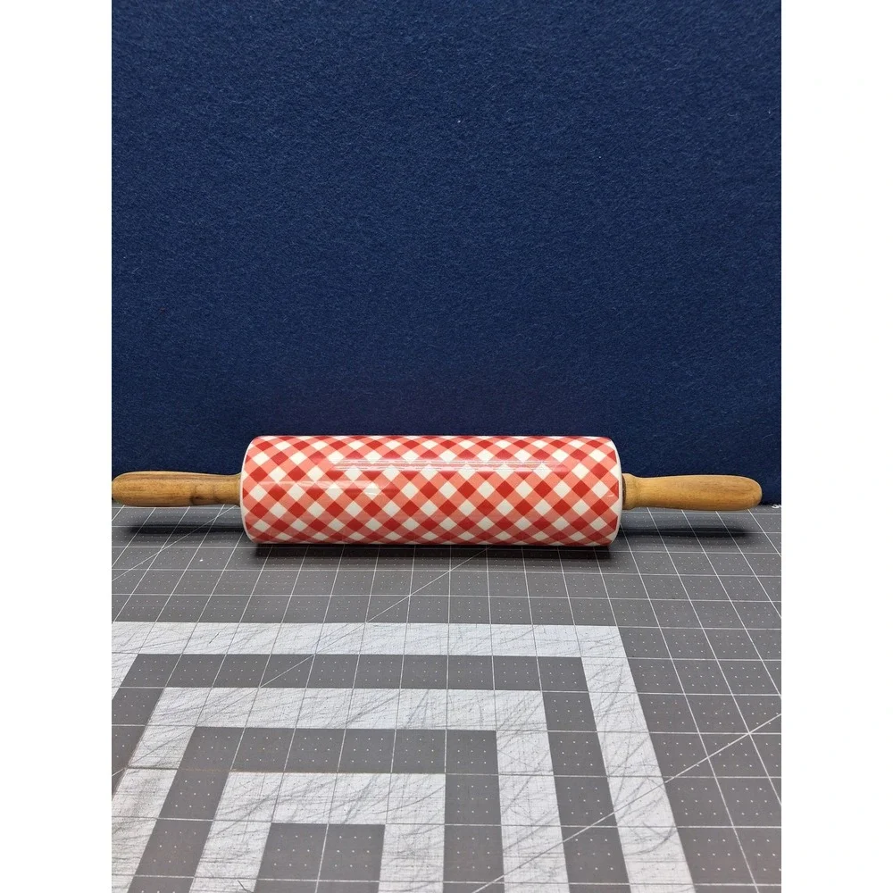 The Pioneer Woman Rolling Pin Red Gingham Ceramic Wood Handles Farmhouse Unused